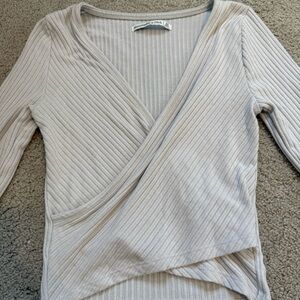 Abercrombie & Fitch Ribbed Top in Gray